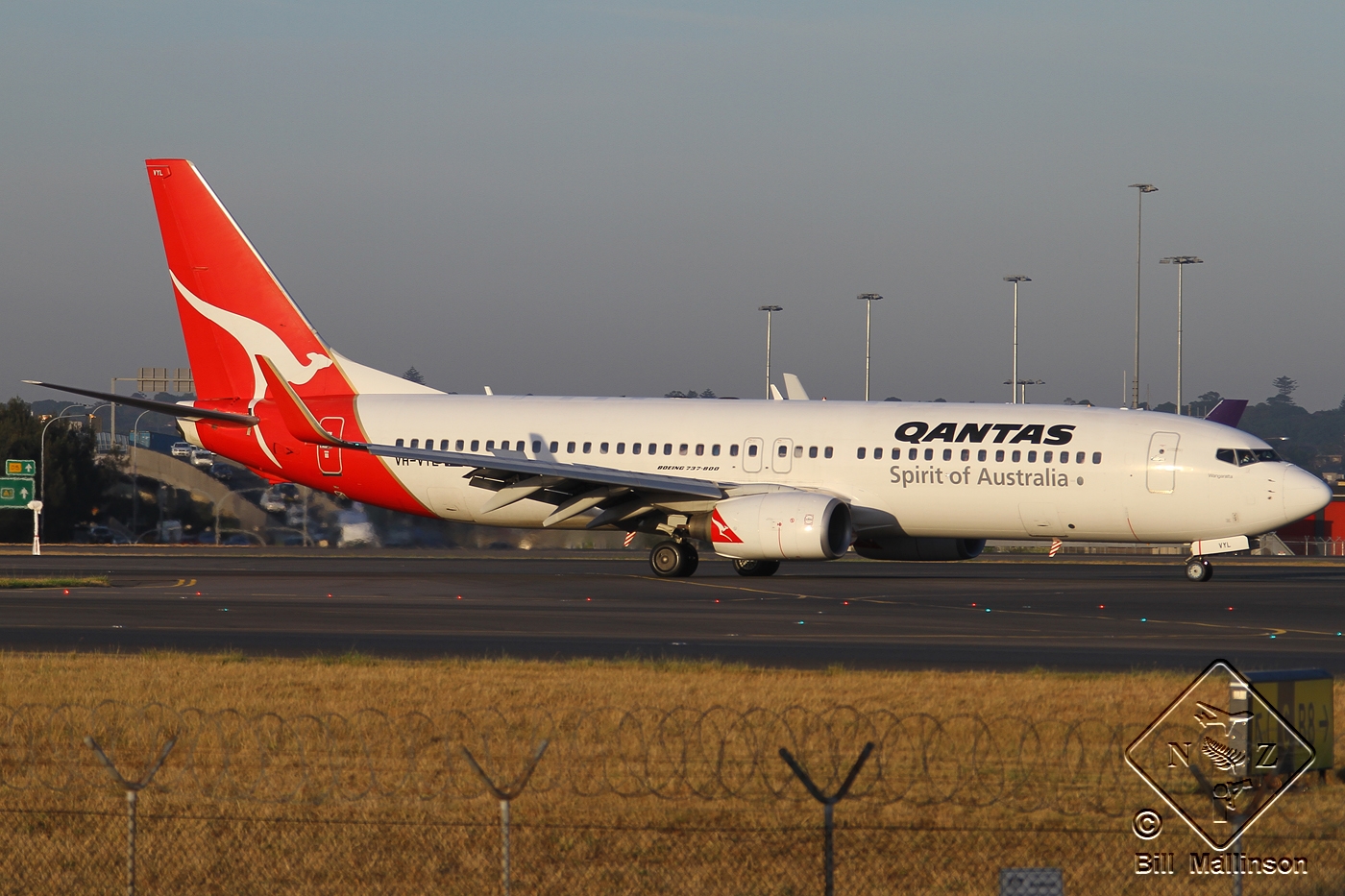 VH-VYL · Boeing 737-838(WL) · (SYD / YSSY)