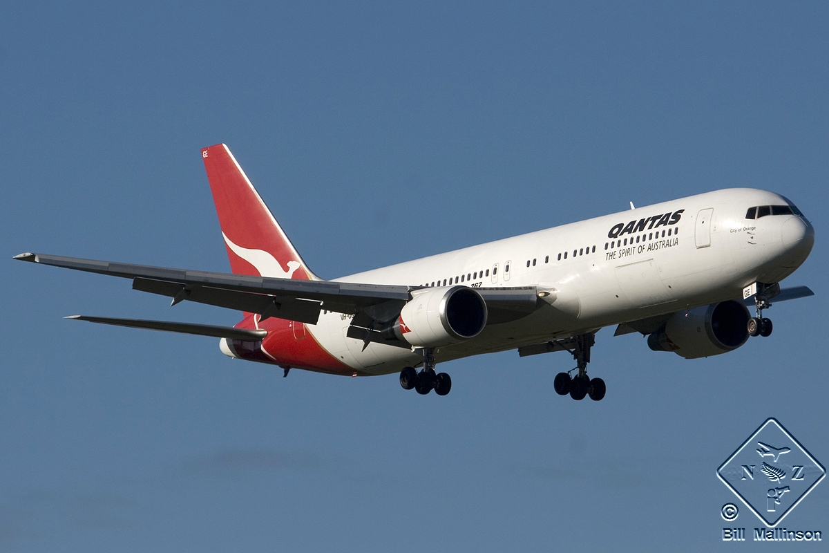 VH-OGE · Boeing 767-338/ER · (CHC / NZCH)