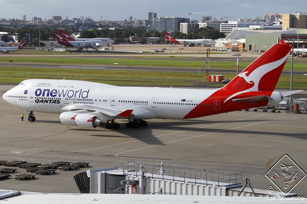 VH-OEF (32910) 2002 Boeing 747-438(ER)