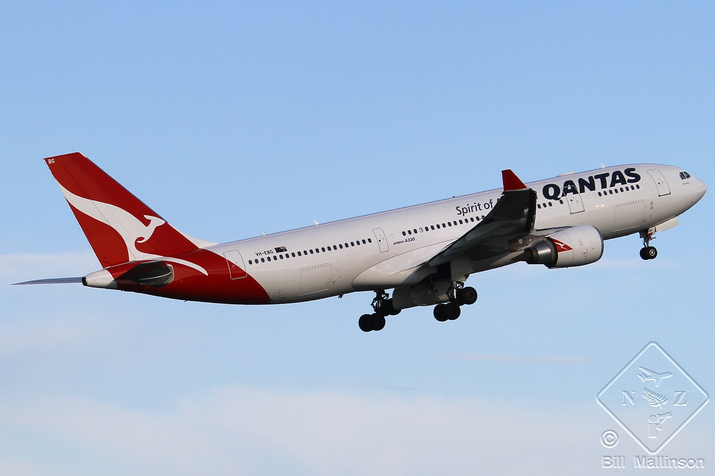VH-EBG · Airbus A330-203 · (SYD / YSSY)