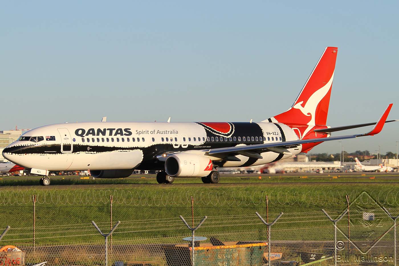 VH-XZJ · Boeing 737-838(WL) · (SYD / YSSY)
