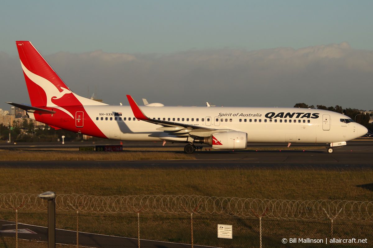 VH-VXN · Boeing 737-838(WL) · (SYD / YSSY)