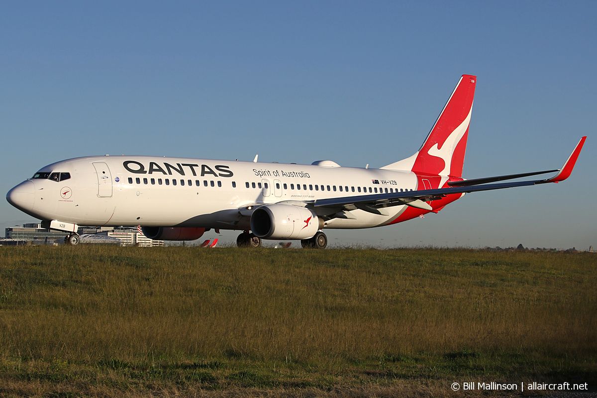 VH-VZB · Boeing 737-838(WL) · (SYD / YSSY)