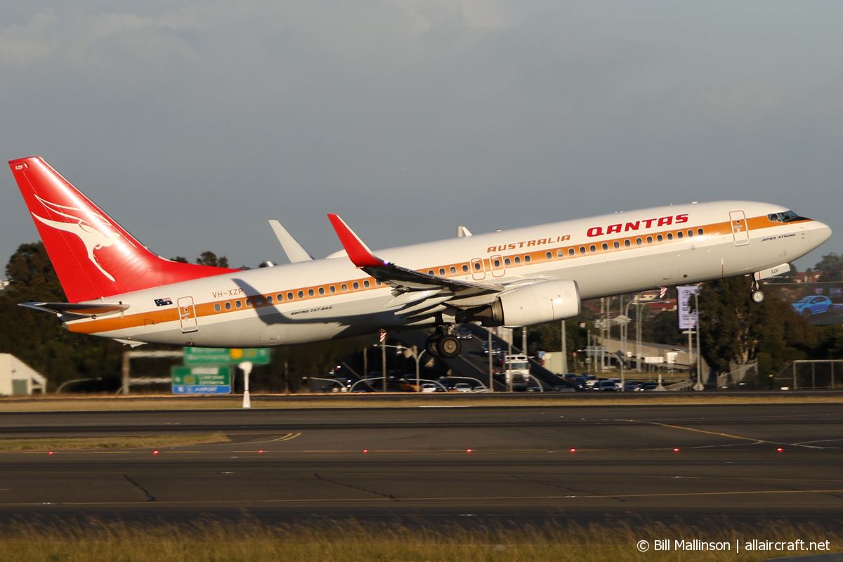VH-XZP (44577) 2014 Boeing 737-838(WL)