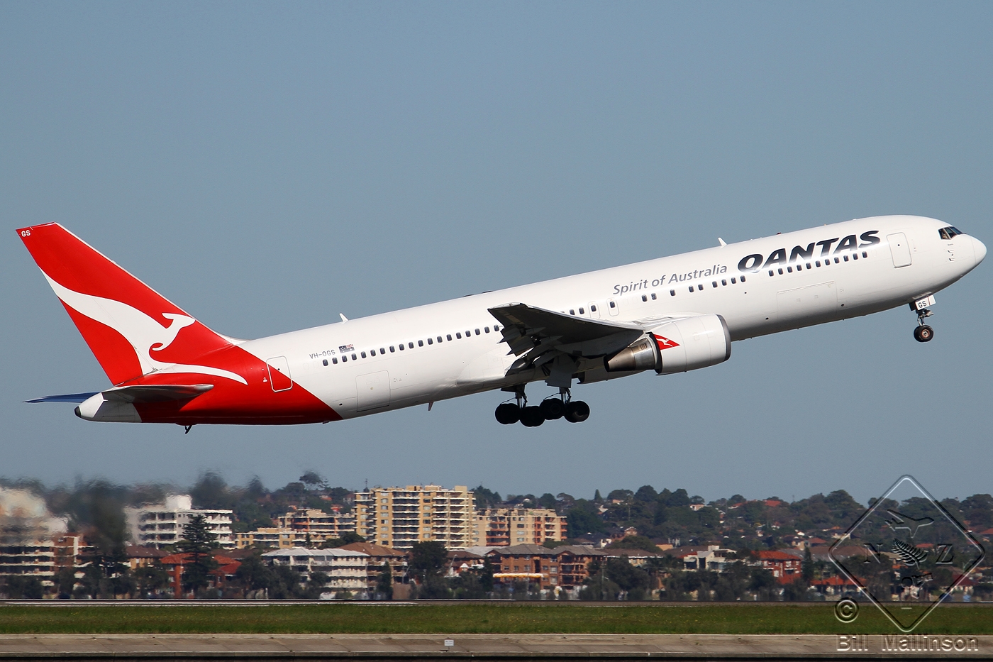 VH-OGS · Boeing 767-338/ER · (SYD / YSSY)