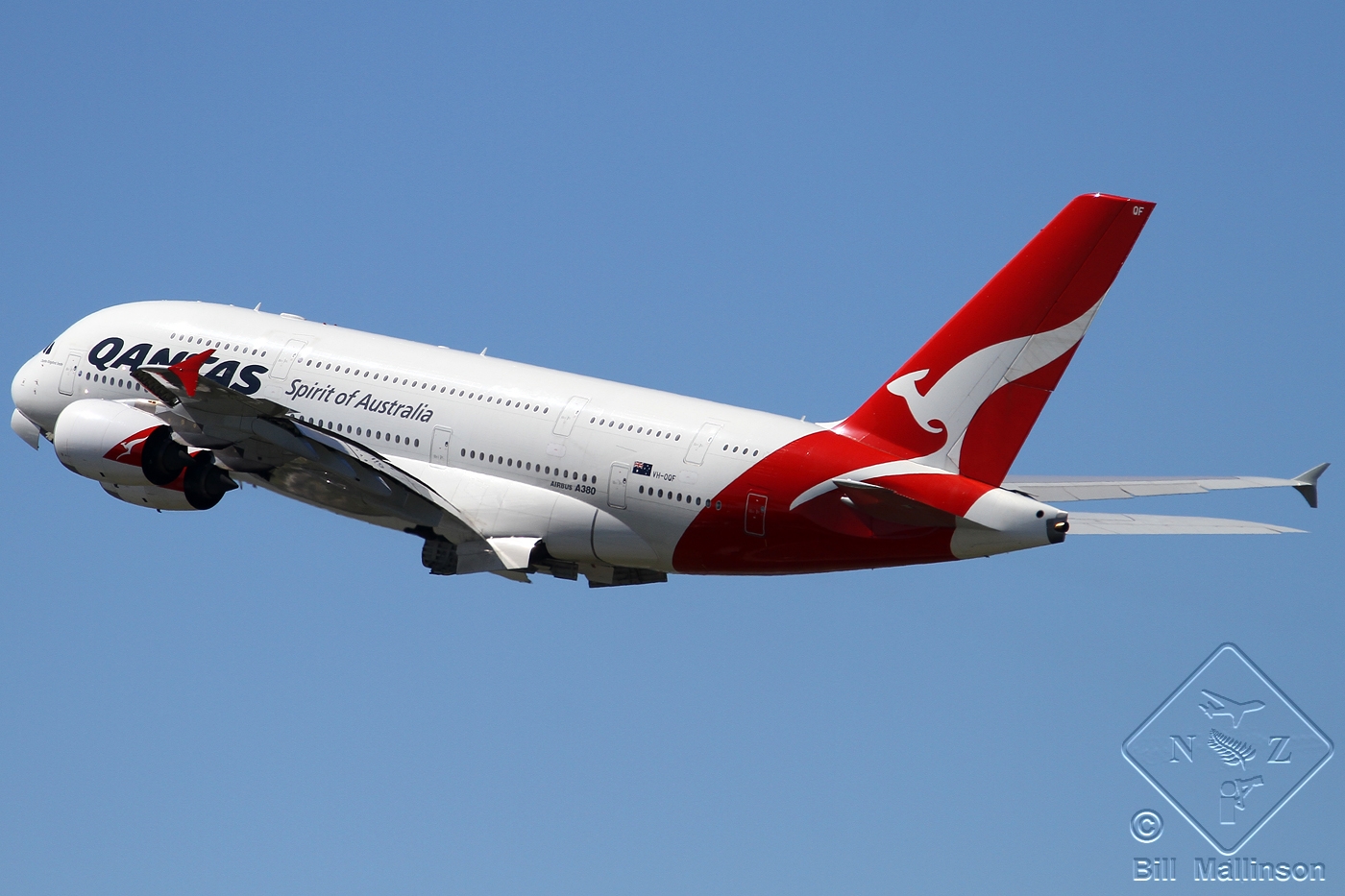 VH-OQF · Airbus A380-842 · (SYD / YSSY)