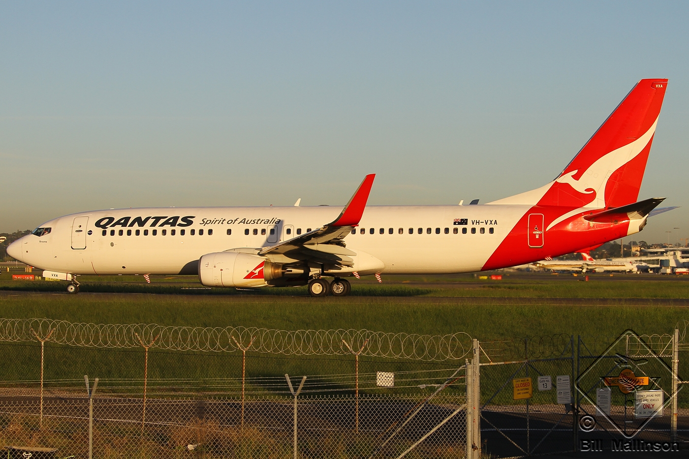 VH-VXA · Boeing 737-838(WL) · (SYD / YSSY)