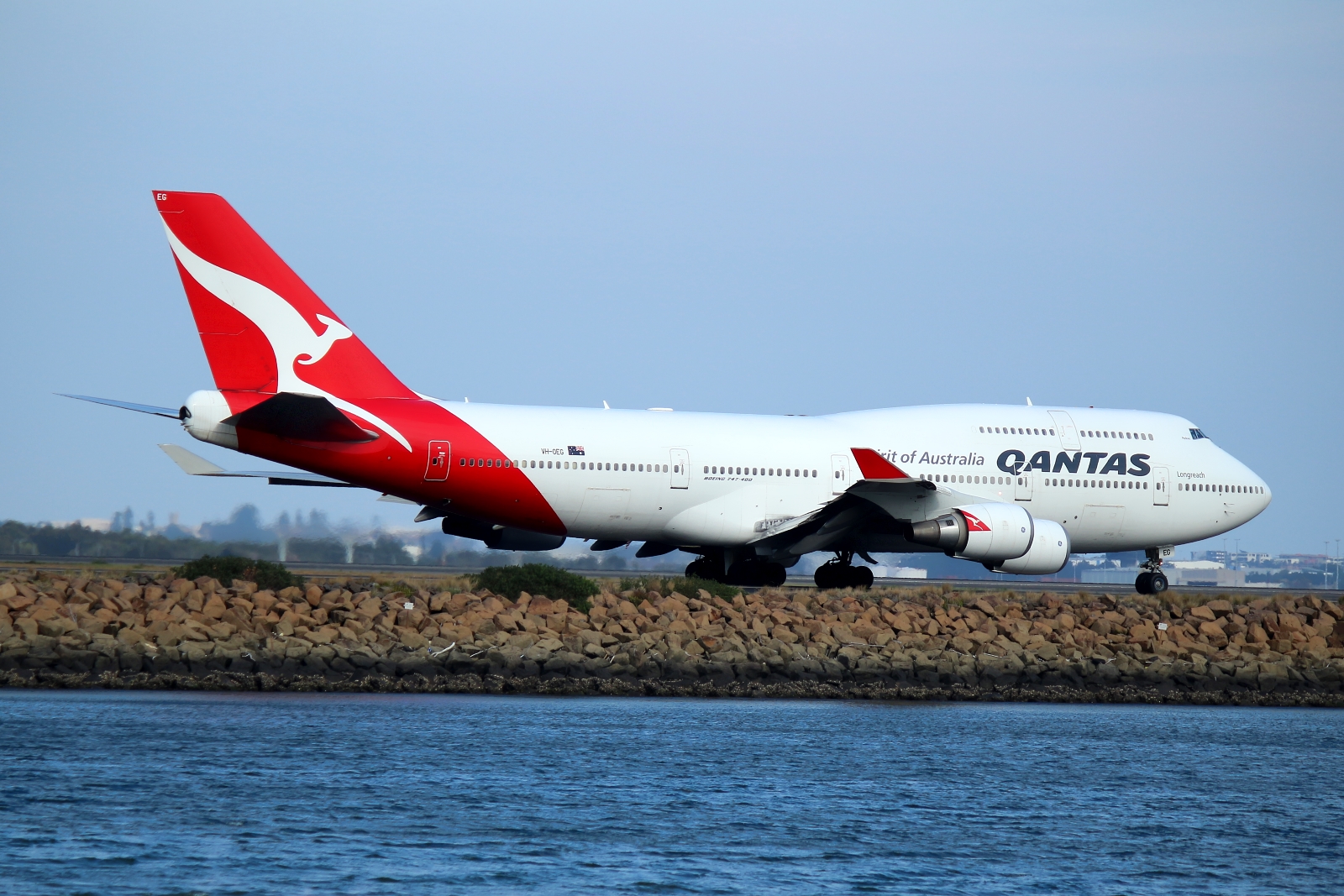 VH-OEG · Boeing 747-438/ER · (SYD / YSSY)