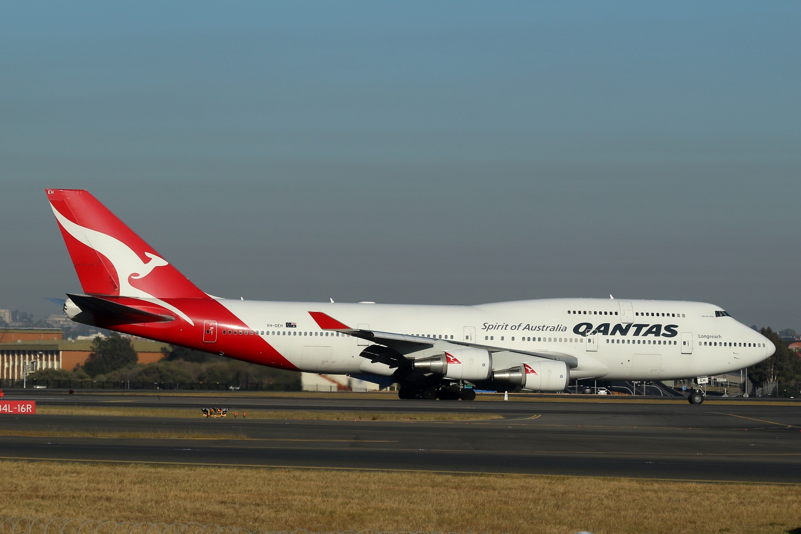 VH-OEH · Boeing 747-438/ER · (SYD / YSSY)