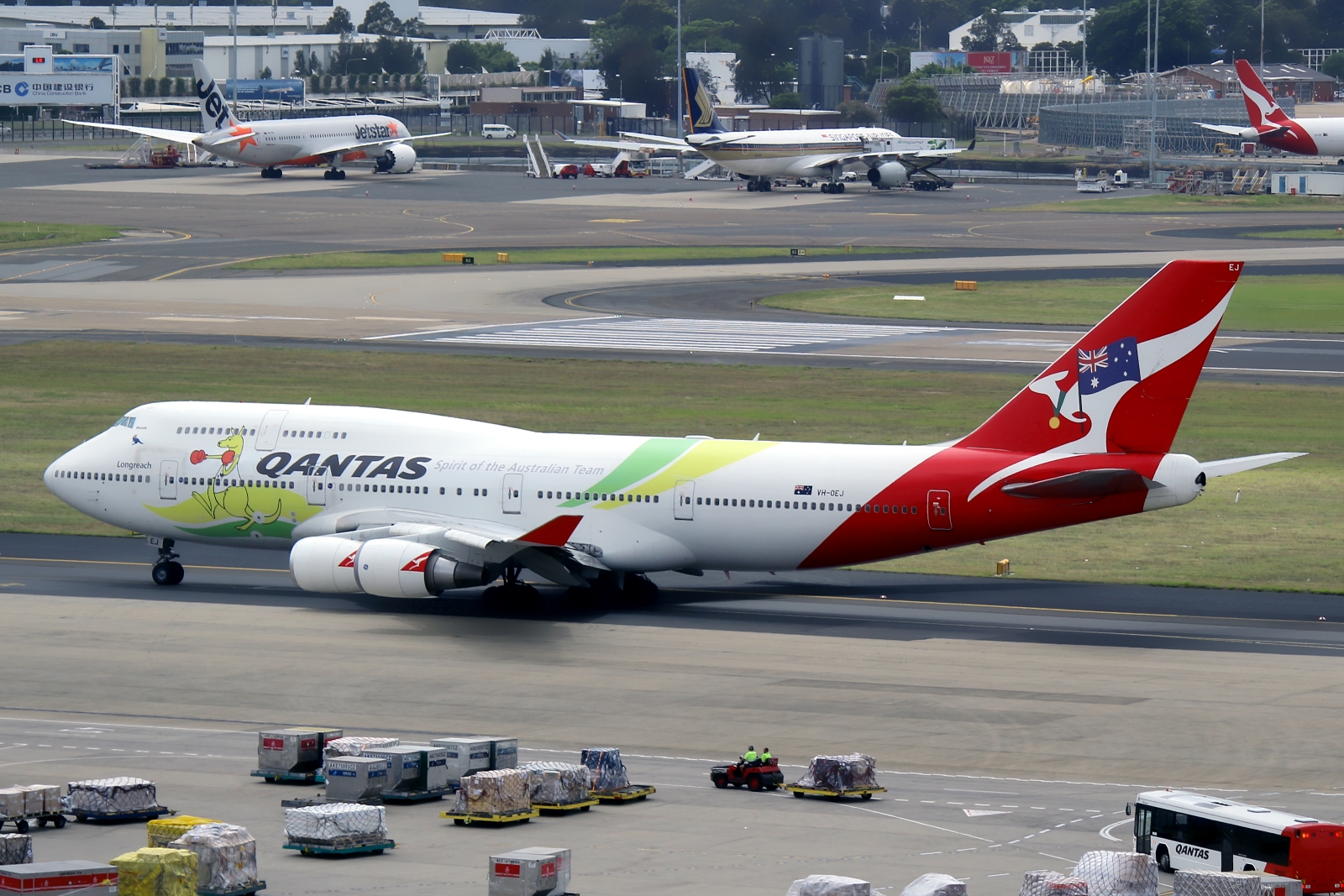 VH-OEJ · Boeing 747-438/ER · (SYD / YSSY)