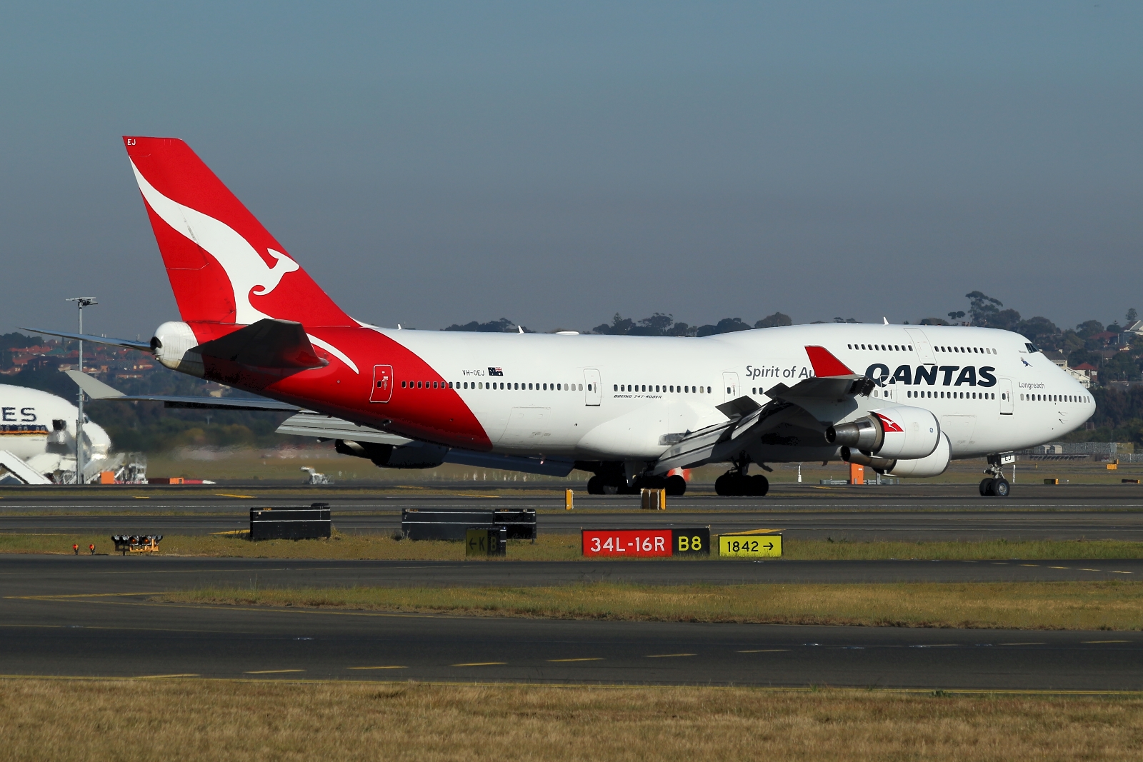 VH-OEJ (32914) 2003 Boeing 747-438(ER)