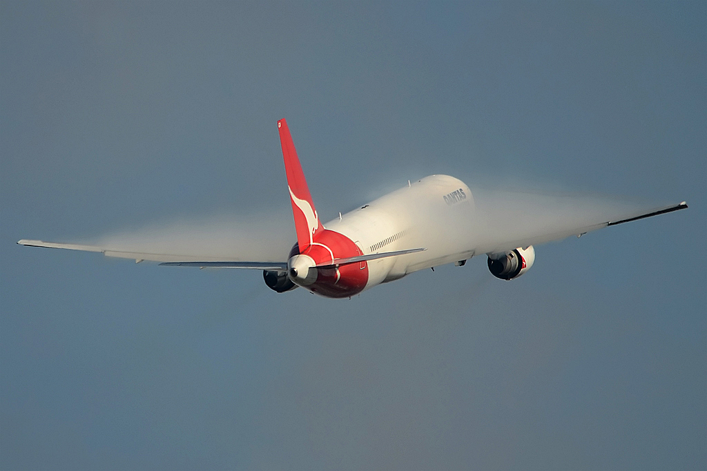 VH-OGV (30186) 2000 Boeing 767-338(ER)