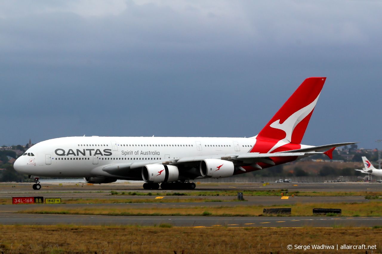 VH-OQC (022) 2008 Airbus A380-842