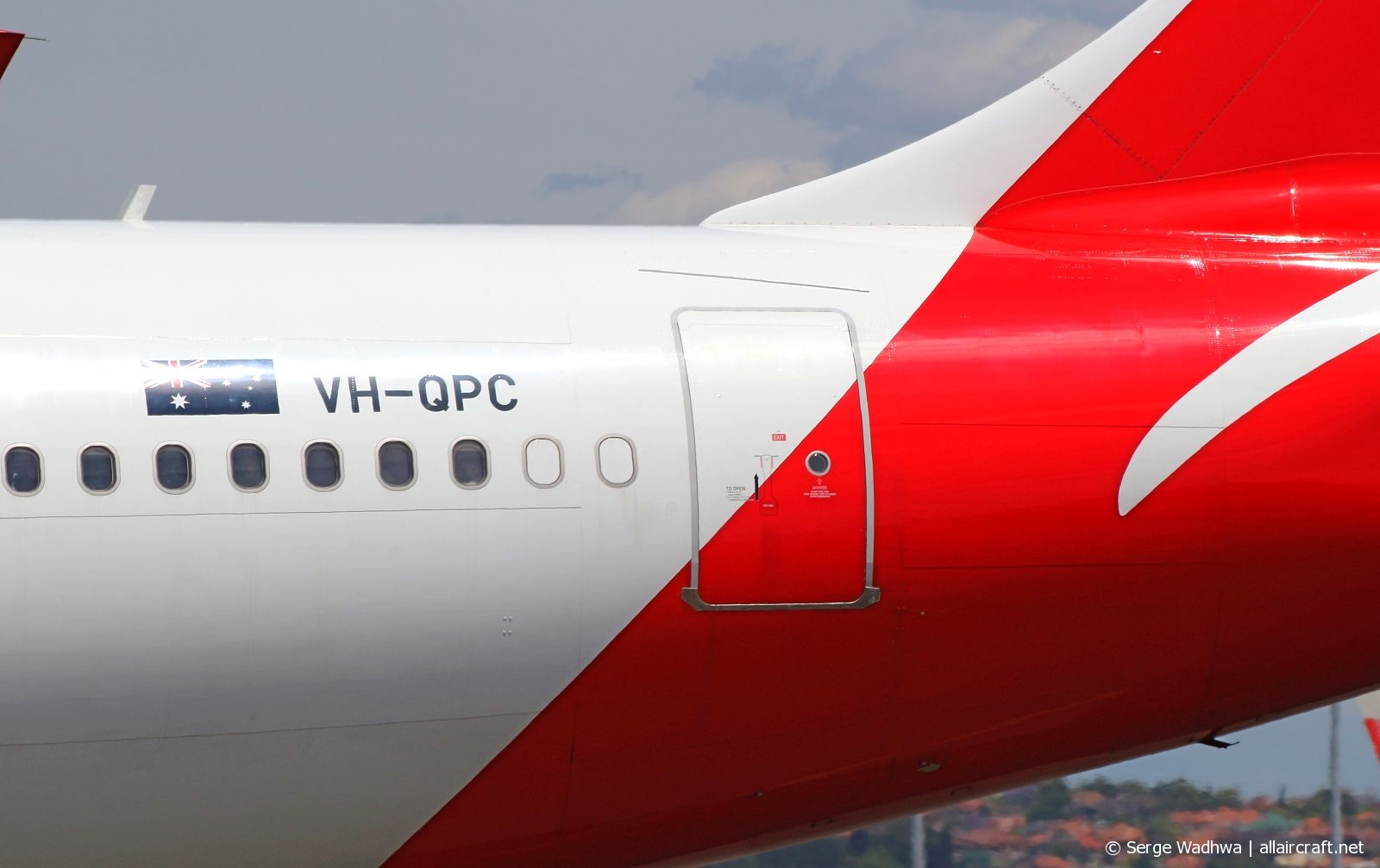 VH-QPC (564) 2003 Airbus A330-303