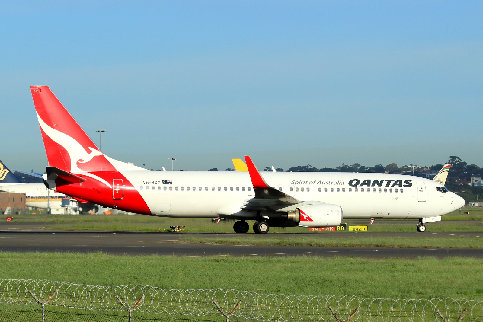 VH-VXP · Boeing 737-838(WL) · (SYD / YSSY)
