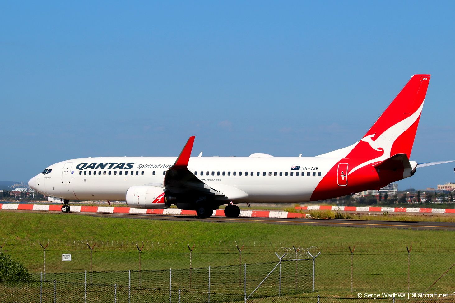 VH-VXR · Boeing 737-838 · (SYD / YSSY)