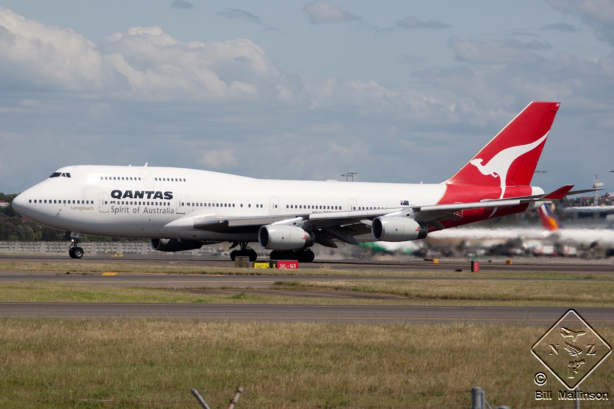 VH-OJP (25545) 1992 Boeing 747-438