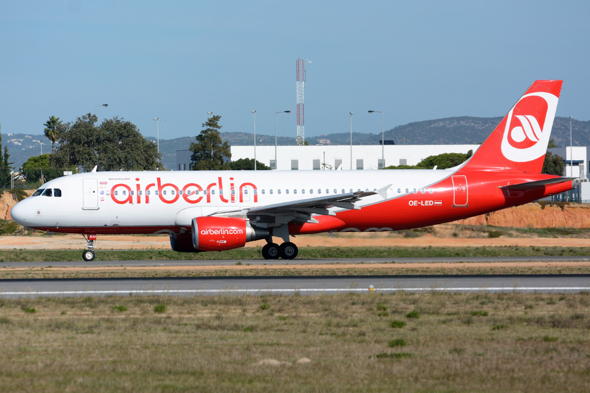 OE-LED (4606) 2011 Airbus A320-214