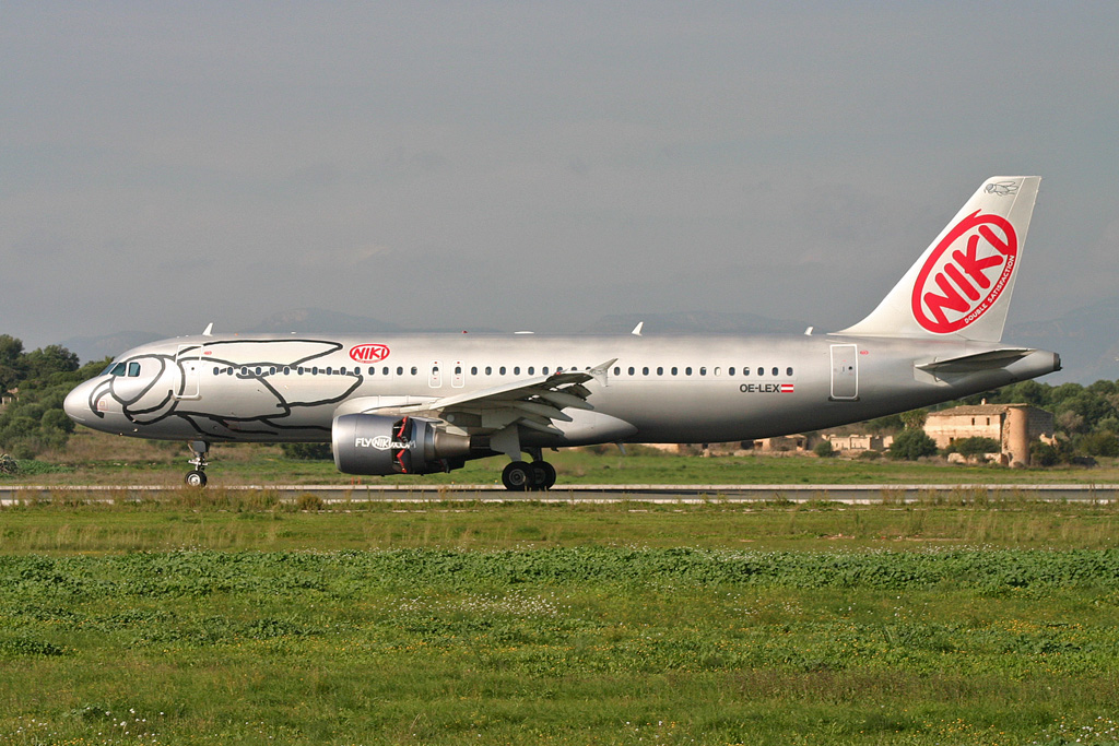 OE-LEX (2867) 2006 Airbus A320-214