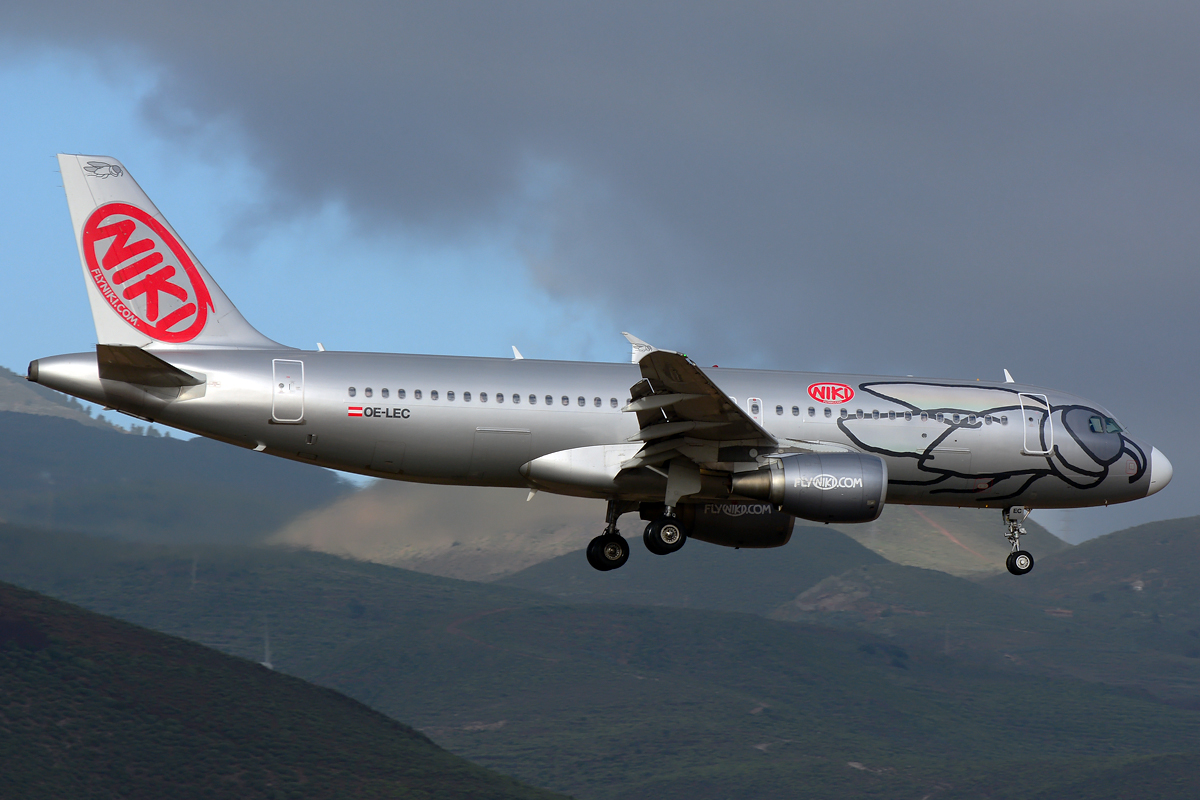 OE-LEC · Airbus A320-214 · (LPA / GCLP)