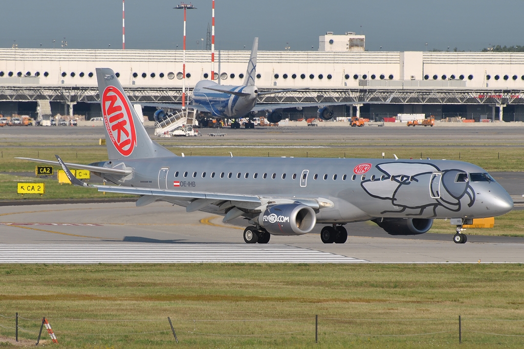 OE-IHB · Embraer 190-100LR · (MXP / LIMC)