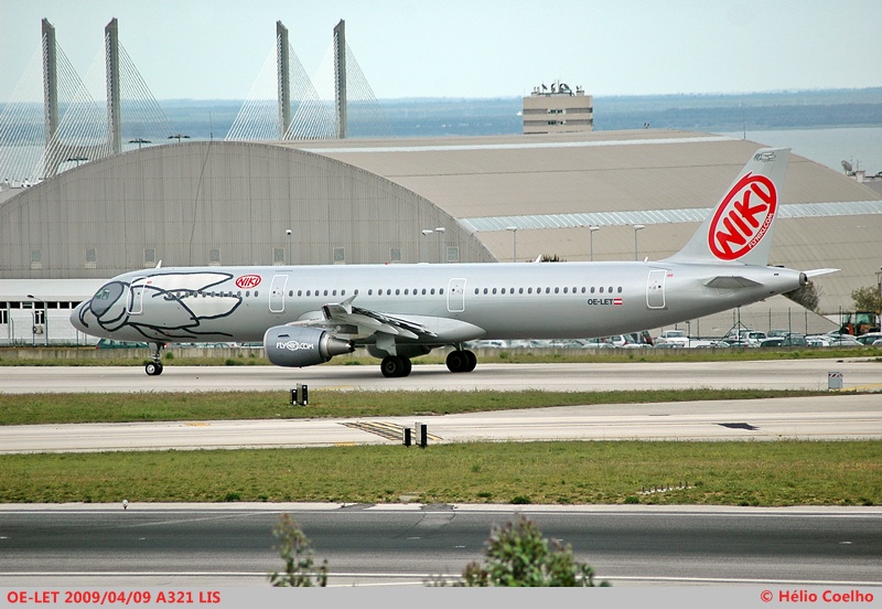 OE-LET (3830) 2009 Airbus A321-211