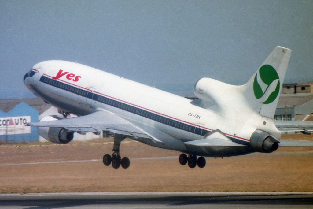 CS-TMX · Lockheed L-1011-385-3 TriStar 500 · (LIS / LPPT)