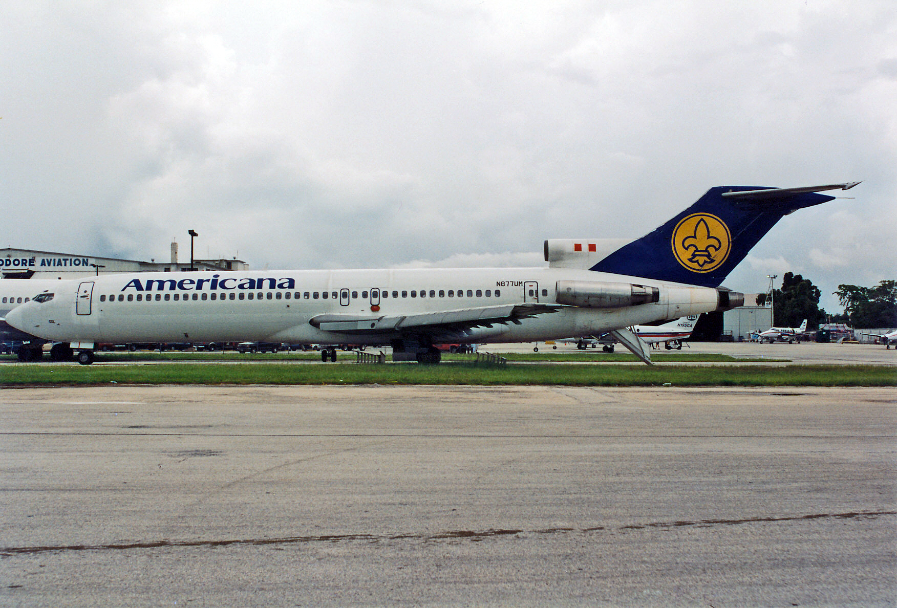 N877UM · Boeing 727-230 · (MIA / KMIA)