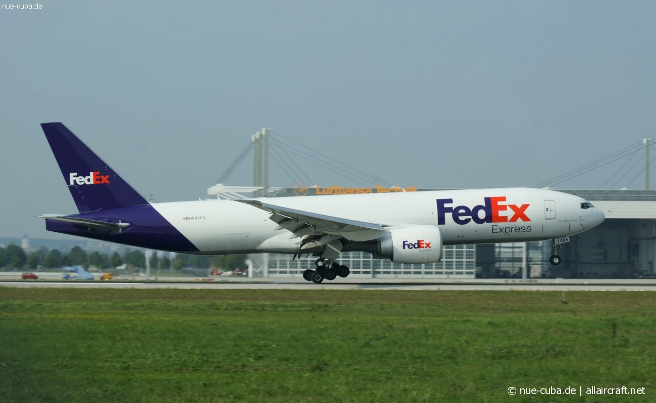 N885FD (41064) 2011 Boeing 777-FS2