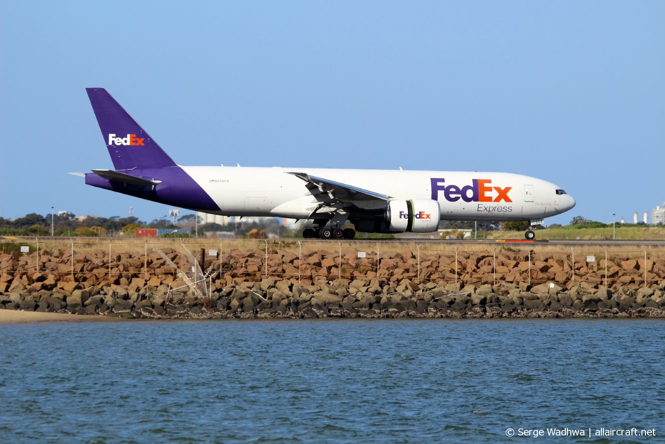 N858FD (37729) 2011 Boeing 777-FS2