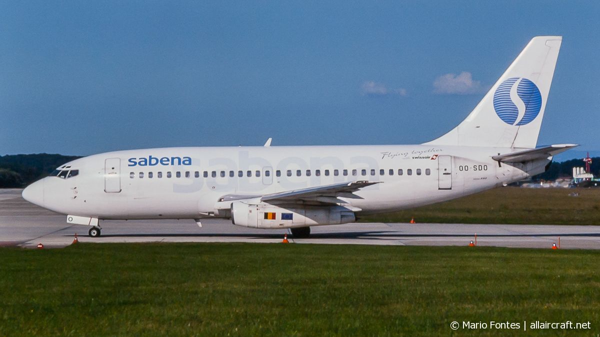 OO-SDO (2117) 1975 Boeing 737-229(A)
