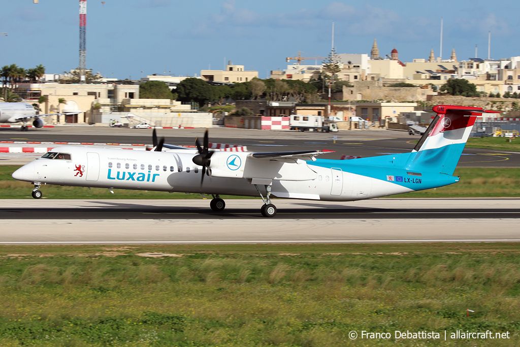 LX-LGN (4426) 2012 Bombardier Dash 8-Q402