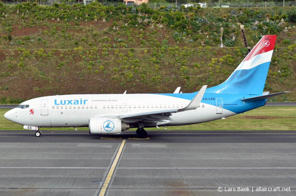 LX-LGS (33956) 2005 Boeing 737-7C9WL