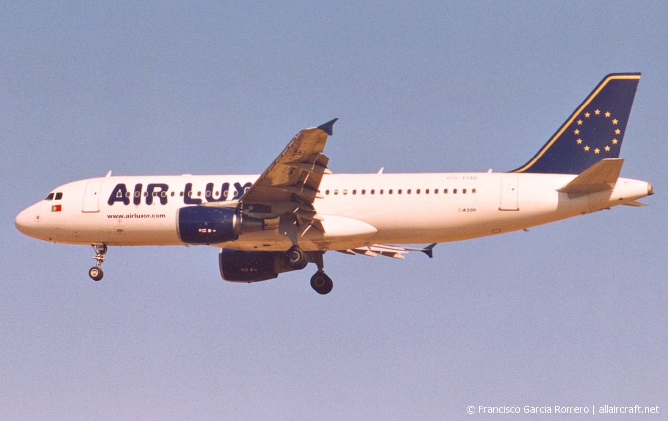 CS-TQB · Airbus A320-214 · (LPA / GCLP)
