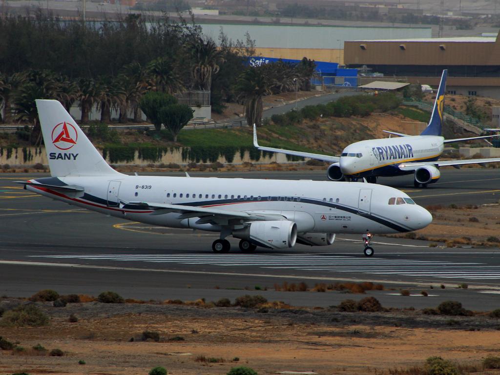 B-8319 · Airbus A319-115(CJ) · (LPA / GCLP)