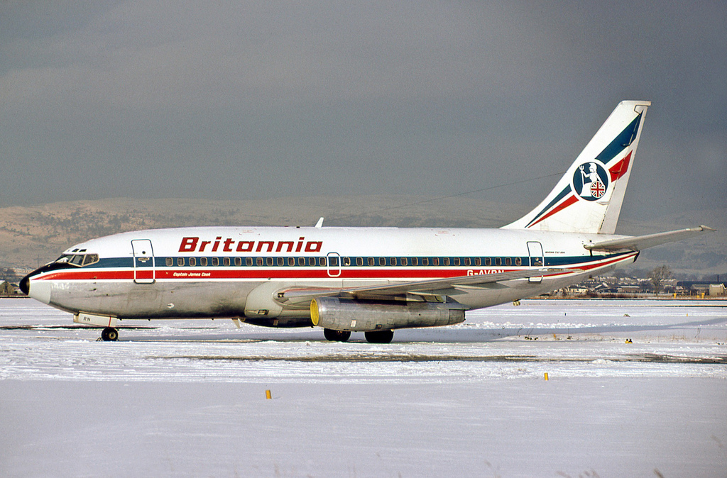 G-AVRN (cn 19711) Boeing 737-204