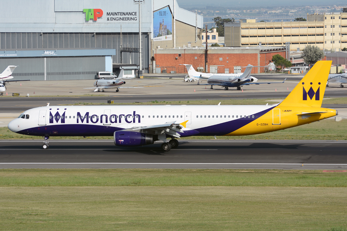 G-OZBH (2105) 2004 Airbus A321-231