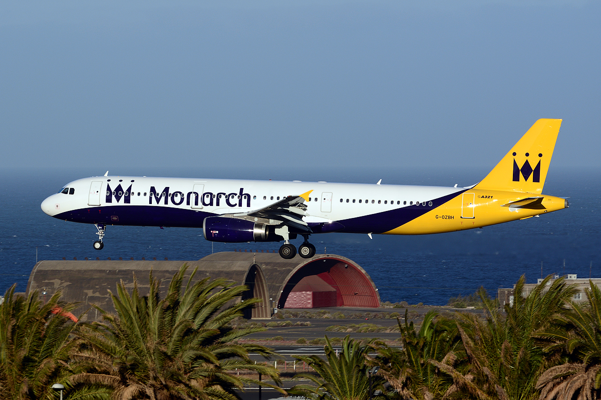 G-OZBH (2105) 2004 Airbus A321-231