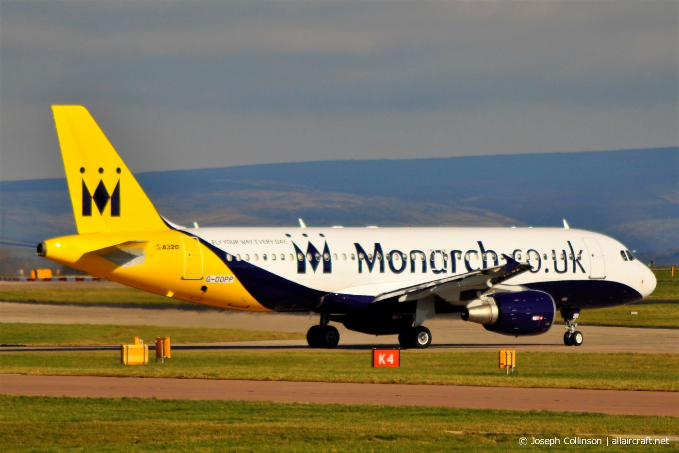 G-OOPP (1571) 2001 Airbus A320-214