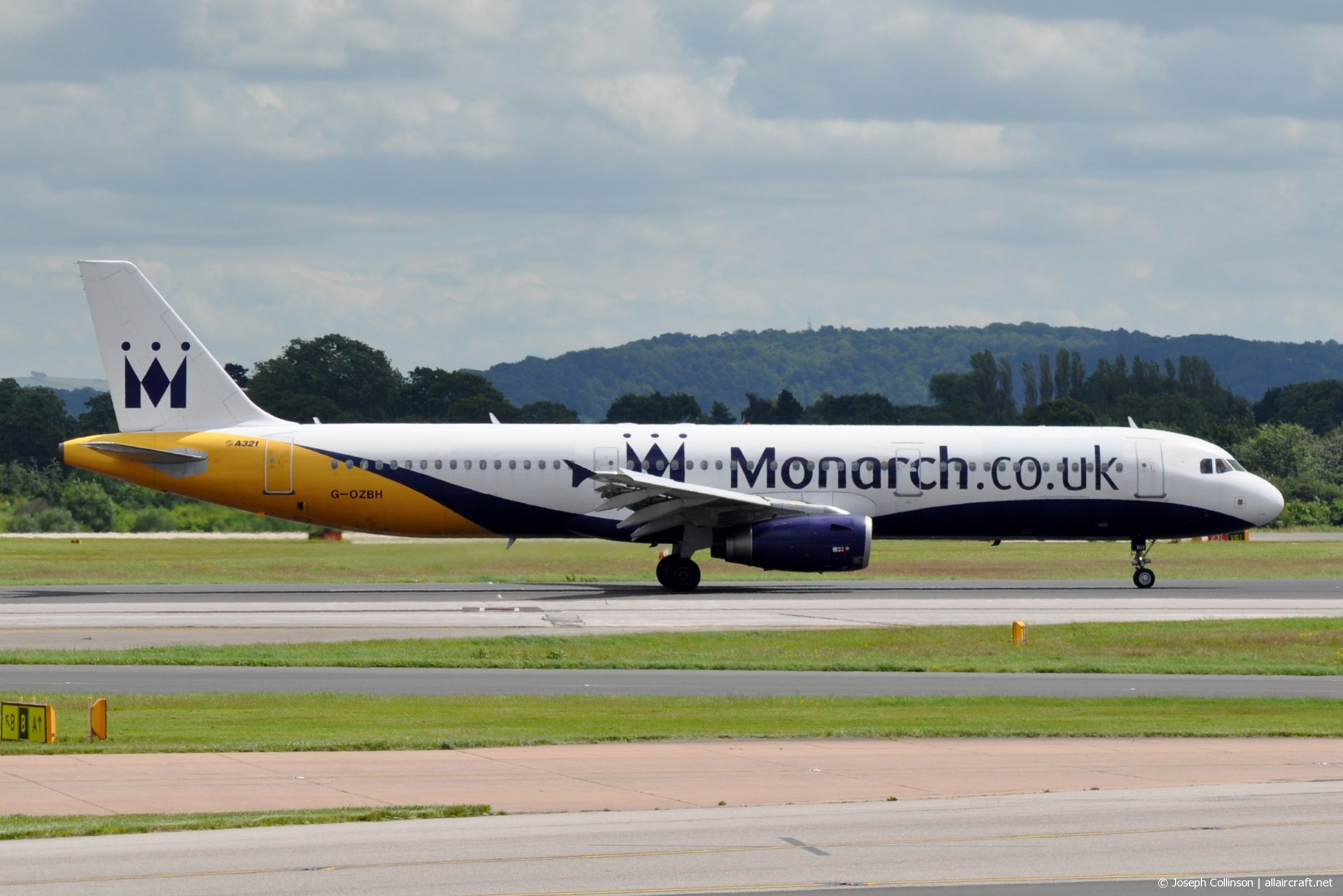 G-OZBH (2105) 2004 Airbus A321-231