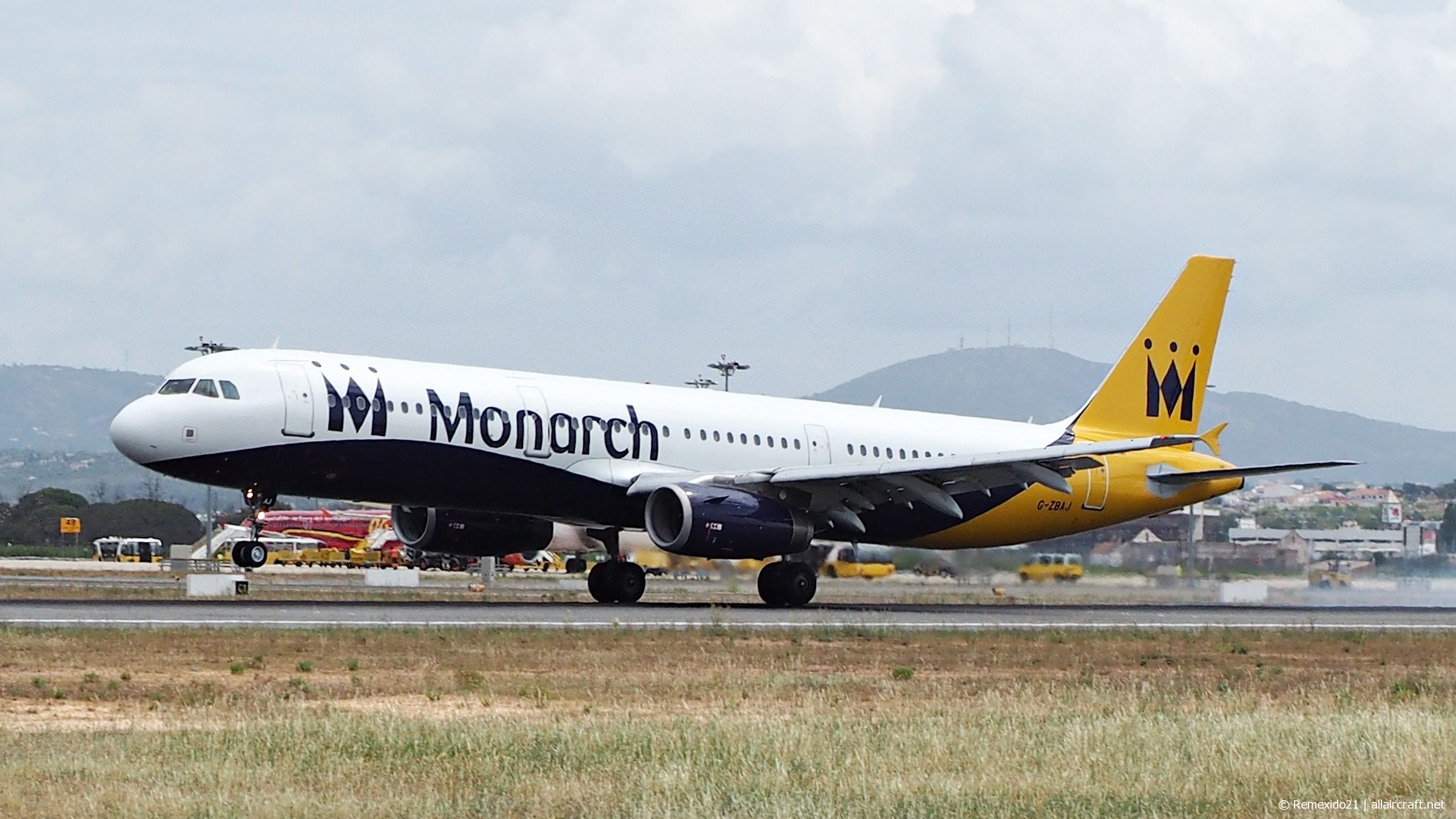 G-ZBAJ · Airbus A321-231 · (FAO / LPFR)