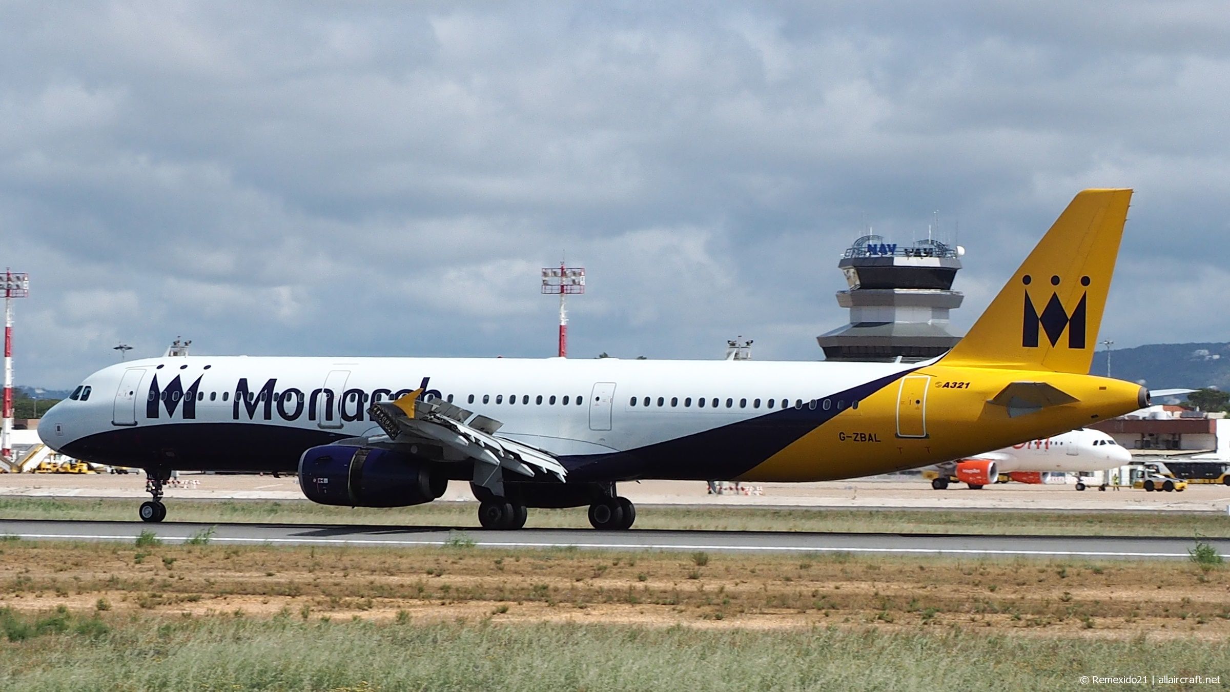 G-ZBAL · Airbus A321-231 · (FAO / LPFR)