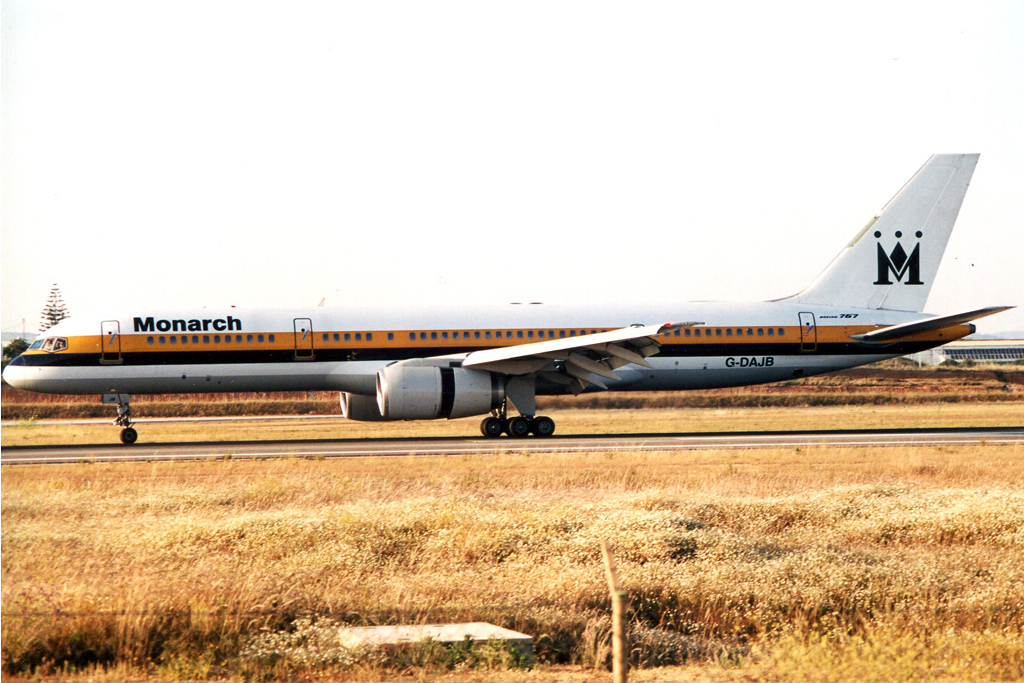 G-DAJB · Boeing 757-2T7 · (FAO / LPFR)
