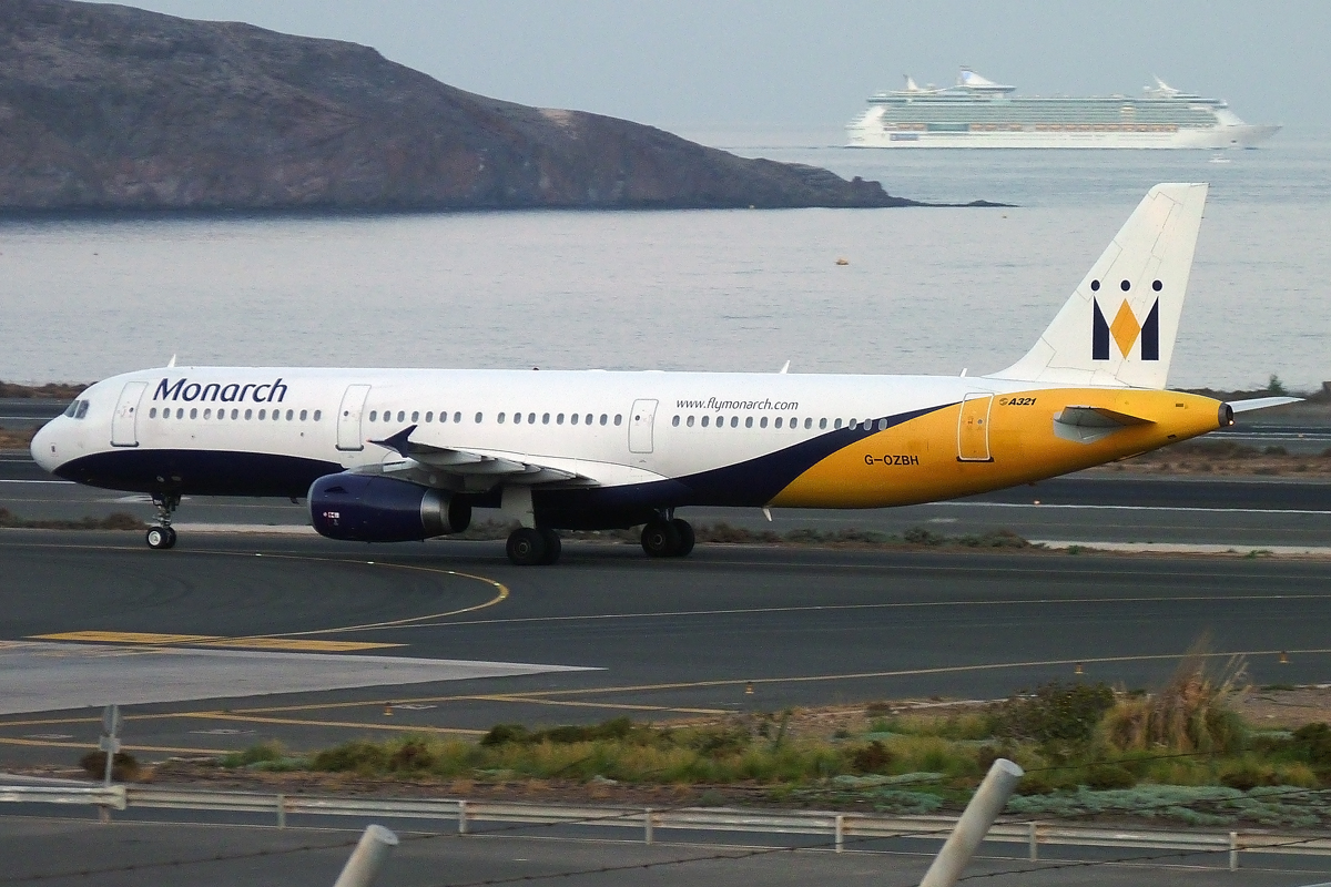 G-OZBH (2105) 2004 Airbus A321-231