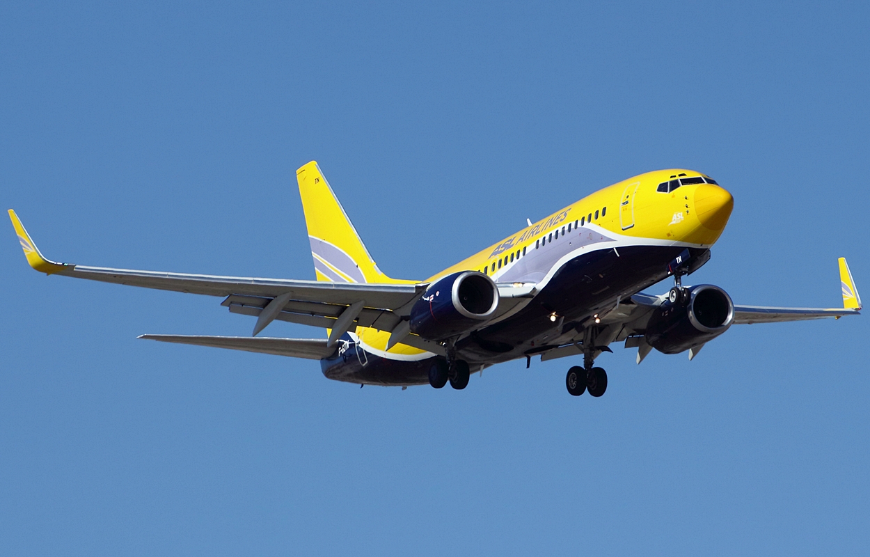 F-GZTN (29080) Boeing 737-73S(WL)
