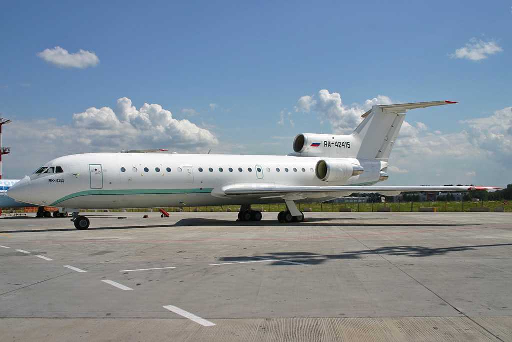 RA-42415 · Yakovlev Yak-42 · (VKO / UUWW)