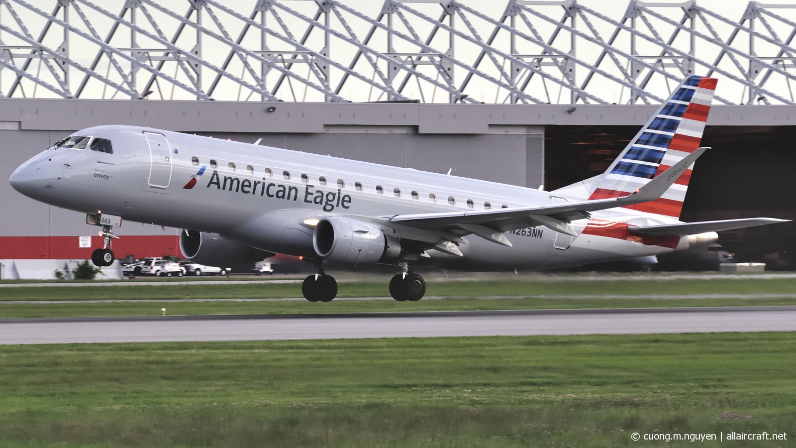 N263NN (17000703) Embraer 170-200LR