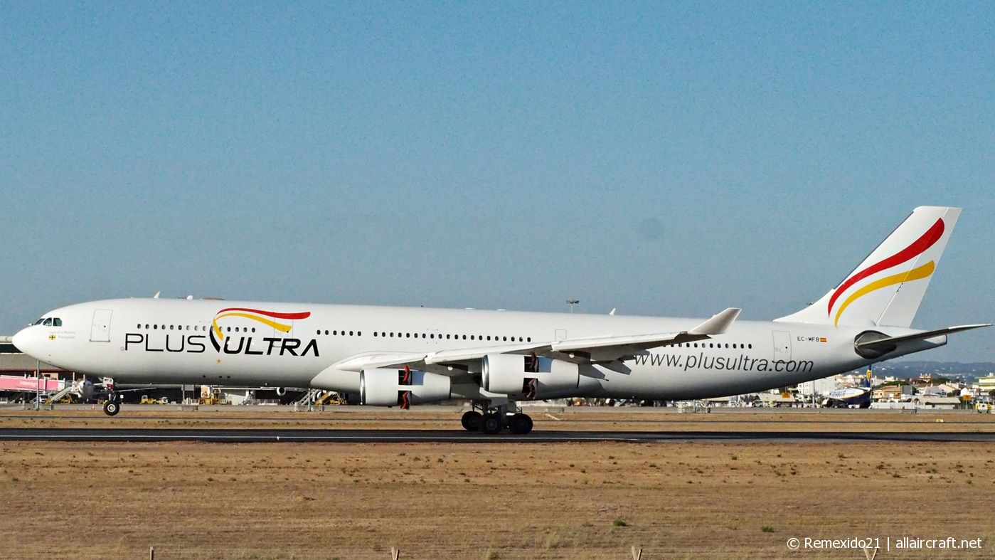 EC-MFB · Airbus A340-313 · (FAO / LPFR)