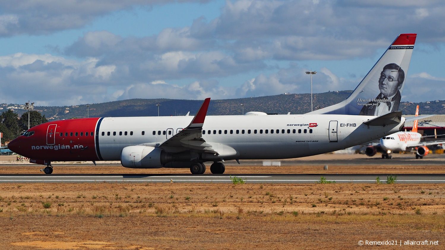 EI-FHB · Boeing 737-8Q8(WL) · (FAO / LPFR)
