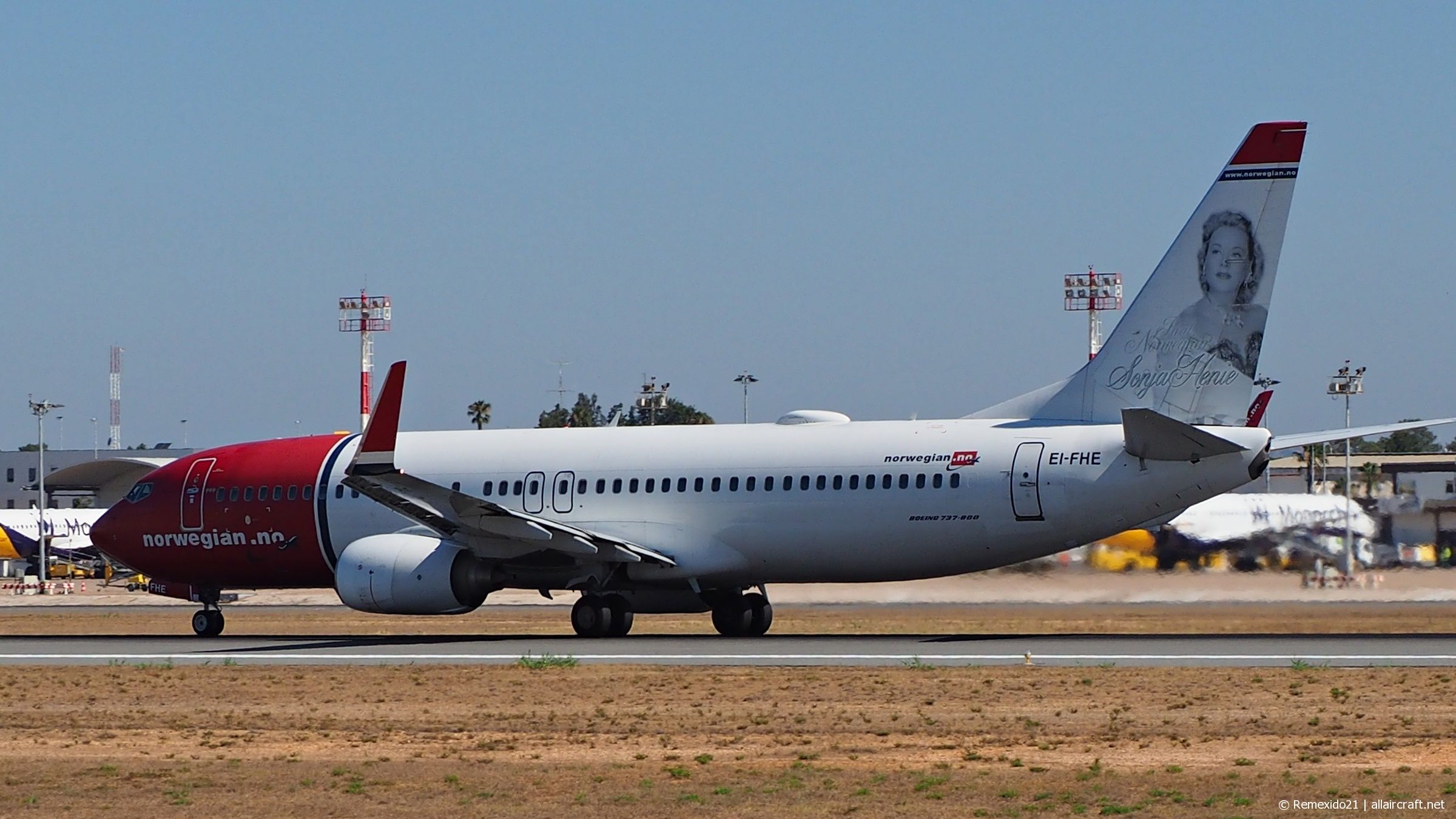 EI-FHE · Boeing 737-8Q8(WL) · (FAO / LPFR)